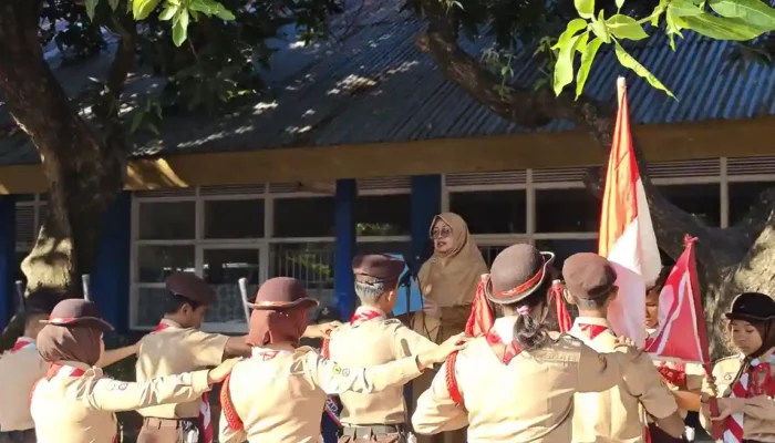 SMP Negeri 24 Makassar Lantik Pengurus Dewan Penggalang Gudep 10.063–10.064