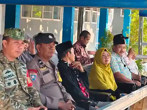 SMPN 24 Makassar Peringati Maulid Nabi, Dorong Siswa Teladani Rasul 1 SMPN 24 Makassar Peringati Maulid Nabi, Dorong Siswa Teladani Rasul
