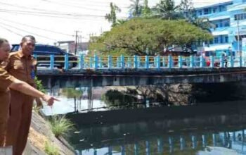 Viral Kanal Penuh Sampah di Makassar, 2 Camat: Bukan Dampak Program Pilah Sampah