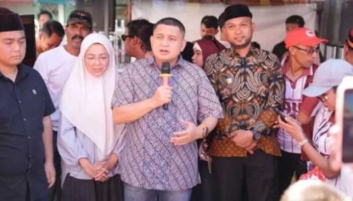 Munafri Hadiri Festival Ikan Bakar Barukang, Suasana HUT RI Makin Meriah
