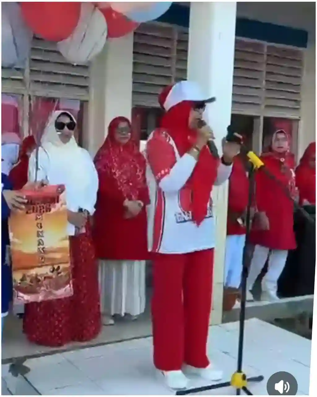 UPTD SMPN 33 Makassar Buka PORSENI Meriahkan HUT ke-81 RI 1 UPTD SMPN 33 Makassar Buka PORSENI Meriahkan HUT ke 81 RI