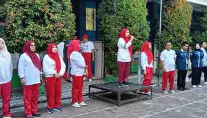 Semarak HUT RI ke-81, Siswa SMPN 4 Makassar Adu Kompak Lewat Beragam Lomba