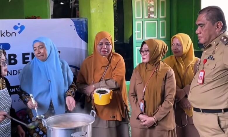 Kegiatan DASHAT DPPKB Makassar di Kelurahan Ende