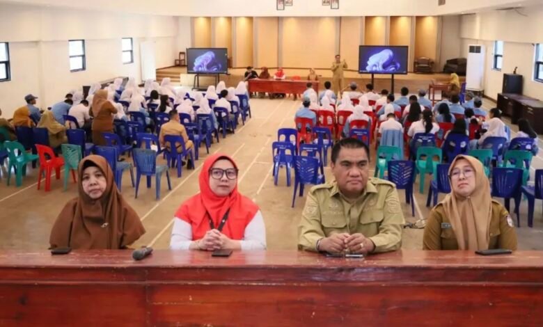 DPPKB Makassar memberikan pembinaan perencanaan kehidupan berkeluarga bagi remaja