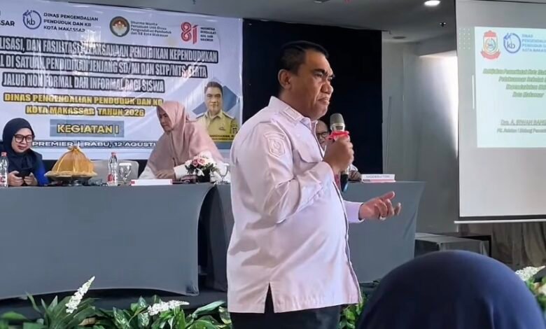 DPPKB Makassar menggelar pendidikan kependudukan bagi pelajar