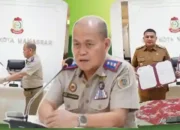 Penandatanganan nota kesepakatan Pemkot Makassar dan Kantor Pertanahan Kota Makassar disertai penyerahan sertipikat aset daerah