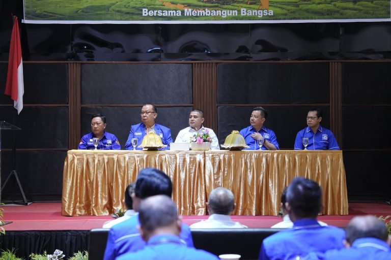 Rakernas BAMAGNAS V di Makassar Perkuat Toleransi 1 Wali Kota Makassar Munafri Arifuddin menyambut peserta Rakernas BAMAGNAS V