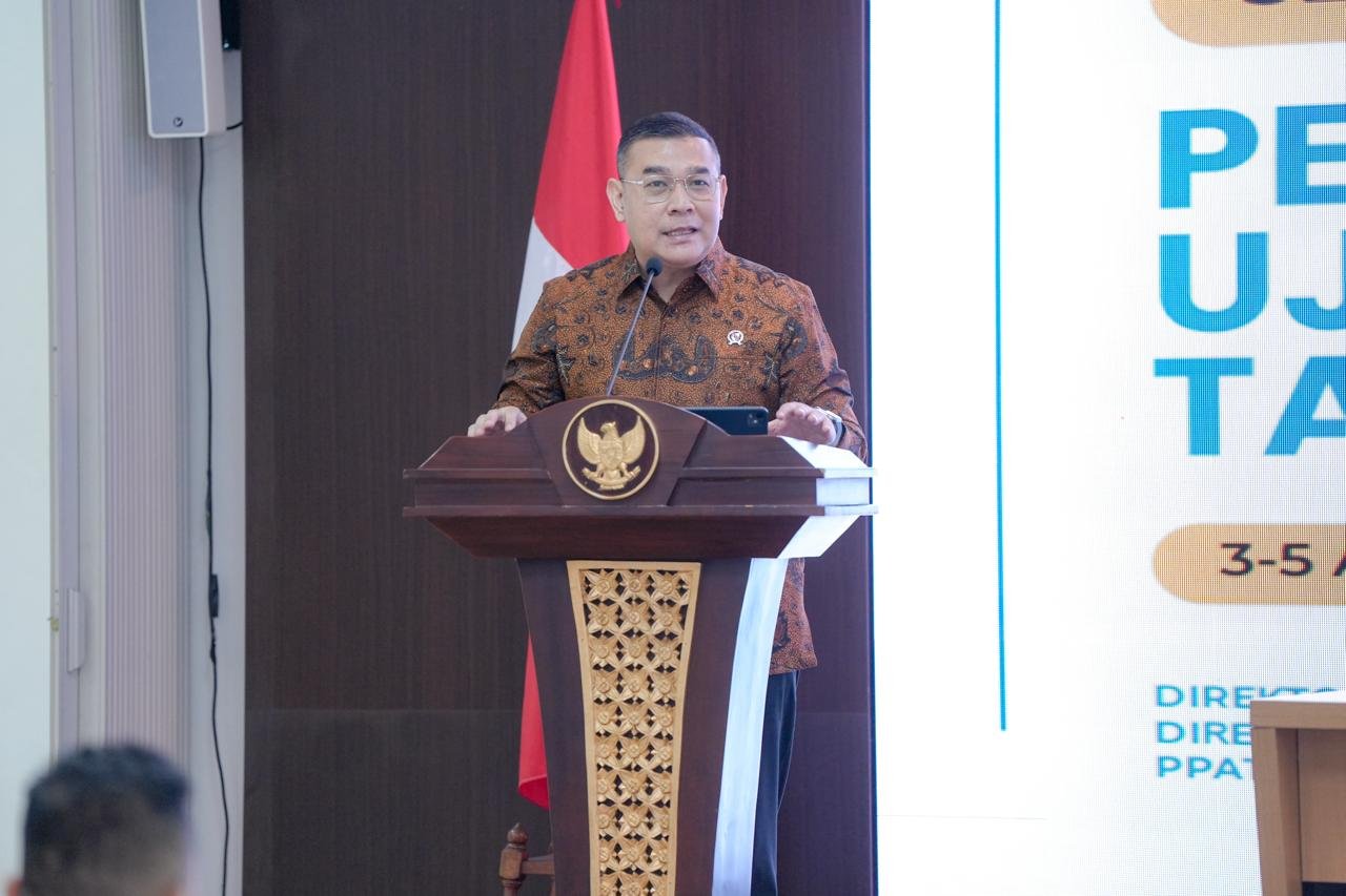 Wakil Menteri ATR/Wakil Kepala BPN Ossy Dermawan membuka Ujian PPAT Tahun 2026