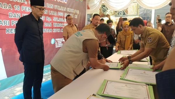 Disperkim Makassar Catat PSU 18 Perumahan Senilai Rp578,68 Miliar 1 Penyerahan PSU 18 perumahan kepada Pemkot Makassar