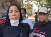 Sampah Menggunung di Gowa, Pengusaha Turun Tangan Kerahkan 22 Truk Pakai Duit Pribadi! 9 Hj Ria Efendi mengaku mengerahkan 22 aramda dan satu loeder