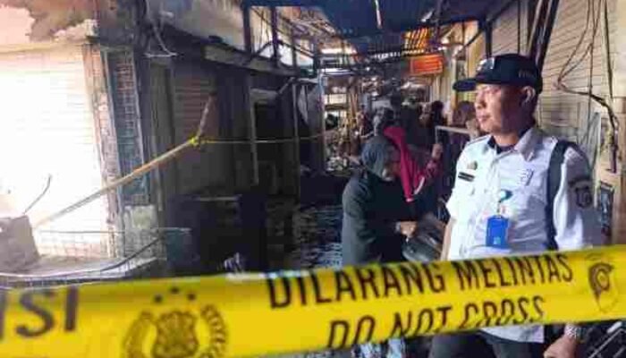 Pasar Pabaeng-baeng Makassar Terbakar, 37 Tempat Usaha Pedagang Terdampak