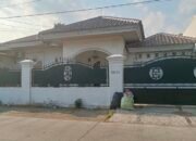 Rumah di Tengah Permukiman Diduga Disulap Jadi Gudang, Aktivitas Bongkar Muat PT Fiber Castel Disorot