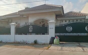 Rumah di Tengah Permukiman Diduga Disulap Jadi Gudang, Aktivitas Bongkar Muat PT Fiber Castel Disorot