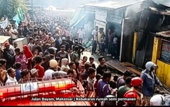 Kebakaran Hanguskan Rumah Semi Permanen di Jalan Bayam Makassar, Diduga Akibat Korsleting Listrik 3 IMG 20260924 094249