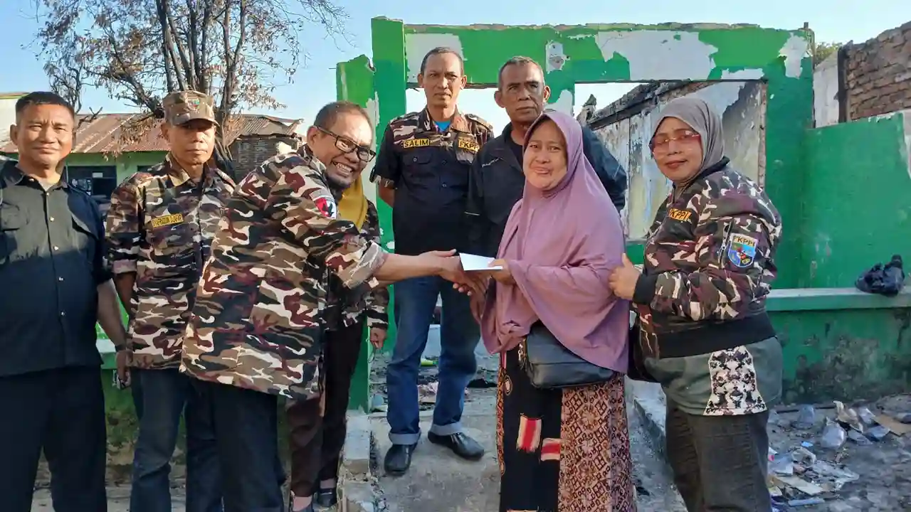 KB FKPPI 1901 Makassar Salurkan Donasi untuk 192 Warga Terdampak Kebakaran Asrama Matoangin