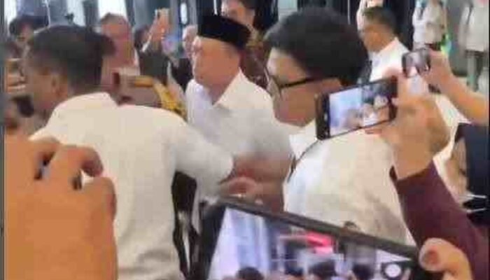 Sempat Absen, Nusron Wahid Akhirnya Muncul di DPR RI, Enggan Jawab Pertanyaan Wartawan