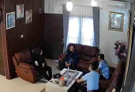 Bantu Angkut Sampah Gowa Pakai Dana Pribadi, Ria Efendy Kini Berurusan dengan Polisi 1 Screenshot 2026 09 27 215055 15kb