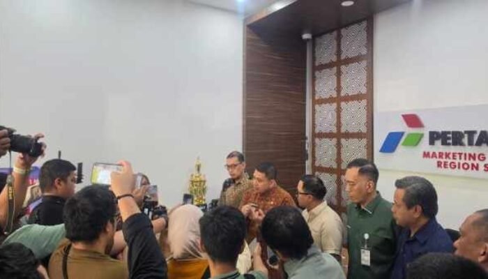 Antrean BBM Mengular, Pemkot Makassar Berlakukan Sekolah Daring Mulai 12 September