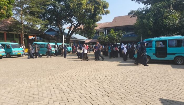 Dipimpin Rahmia, SMPN 32 Makassar Perkuat Karakter lewat Film