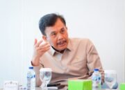 Demo 28 Oktober, Pemerintah Minta Aparat Bertindak Humanis 9 Kepala Bakom RI Syahganda Nainggolan menyampaikan imbauan terkait demo 28 Oktober
