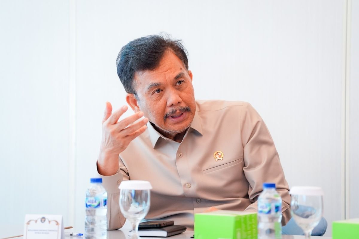Demo 28 Oktober, Pemerintah Minta Aparat Bertindak Humanis 1 Kepala Bakom RI Syahganda Nainggolan menyampaikan imbauan terkait demo 28 Oktober