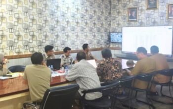 Kantah Takalar dan Pemkab Koordinasikan Pensertipikatan Aset Daerah 10 Pertemuan koordinasi Kantah Takalar dan perangkat daerah membahas aset pemerintah kabupaten