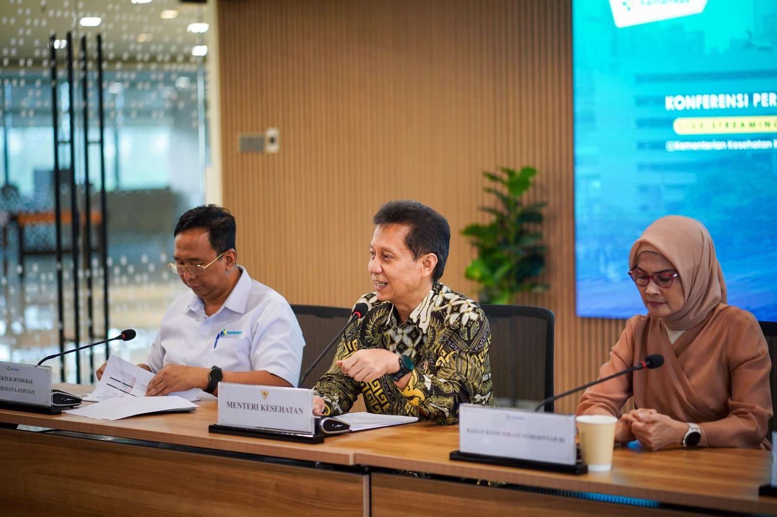 18 RSUD Mulai Dibangun untuk Naik Kelas Jadi Tipe C 1 Menteri Kesehatan Budi Gunadi Sadikin memaparkan program pembangunan rumah sakit daerah