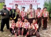 Delapan siswa SD Tabaringang bersama pendamping pada LT II Pramuka Penggalang di Benteng Somba Opu, Gowa